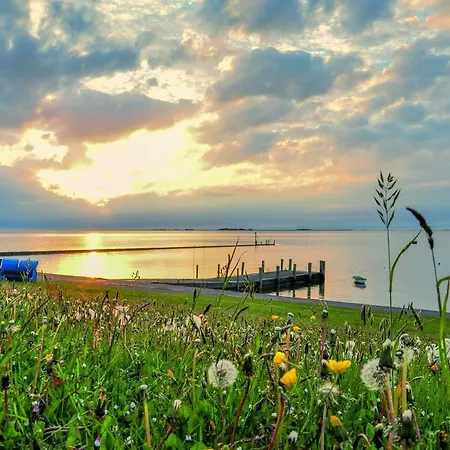 Gud Jard Nr 29 - Design-ferienhaus Mit Exklusiver Ausstattung בית נופש